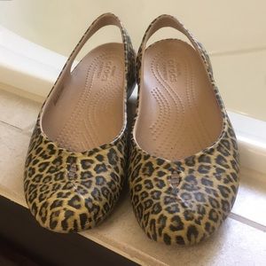 Crocs leopard ballet flats